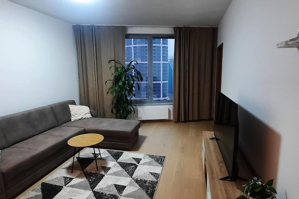 Sky-Park Flat&Parking Apartment บราติสลาวา ภายนอก รูปภาพ